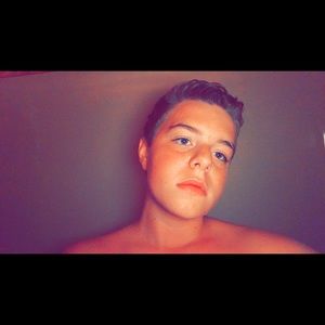 Meet your Posher, Nicholas